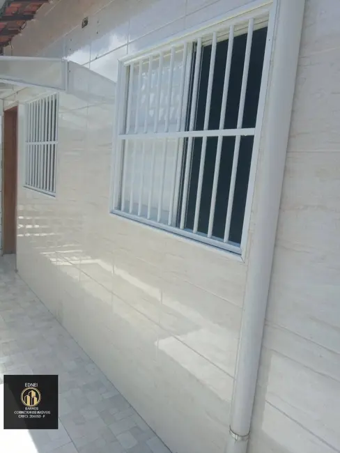 Foto 1 de Casa com 2 quartos à venda em Samambaia, Praia Grande - SP