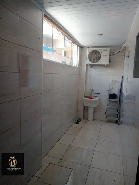 Foto 8 de Casa com 2 quartos à venda em Samambaia, Praia Grande - SP