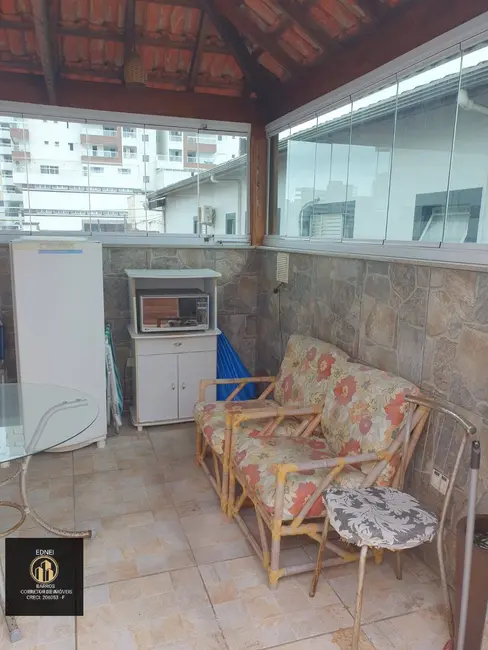 Casa com 3 quartos à venda, 170m2 em Guilhermina, Praia Grande - SP - imagem 6 Foto 6 de Casa com 3 quartos à venda, 170m2 em Guilhermina, Praia Grande - SP