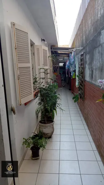 Casa com 2 quartos à venda, 145m2 em Tupi, Praia Grande - SP - imagem 4 Foto 4 de Casa com 2 quartos à venda, 145m2 em Tupi, Praia Grande - SP