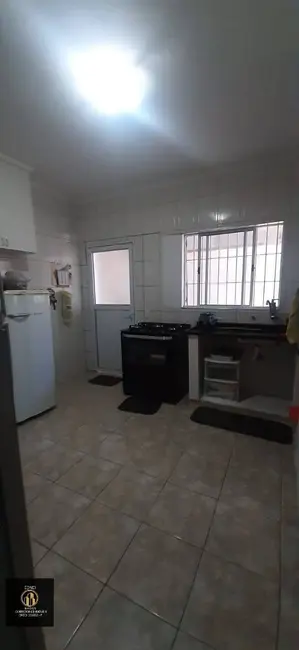 Casa com 2 quartos à venda em Caiçara, Praia Grande - SP - imagem 2 Foto 2 de Casa com 2 quartos à venda em Caiçara, Praia Grande - SP