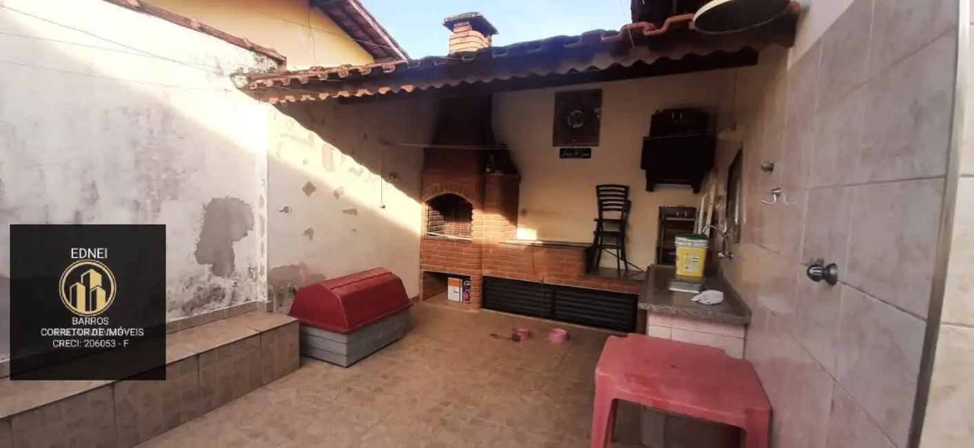 Casa com 2 quartos à venda em Caiçara, Praia Grande - SP - imagem 1 Foto 1 de Casa com 2 quartos à venda em Caiçara, Praia Grande - SP