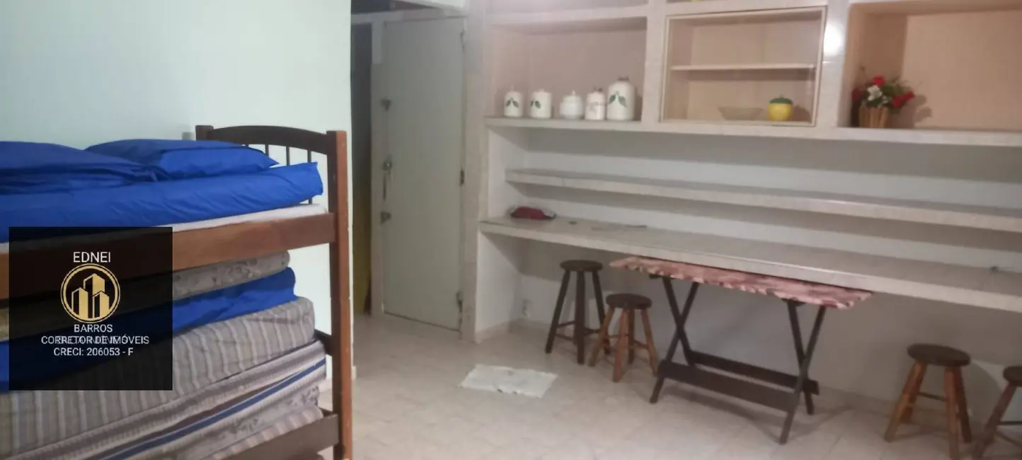 Foto 3 de Kitnet à venda, 32m2 em Tupi, Praia Grande - SP