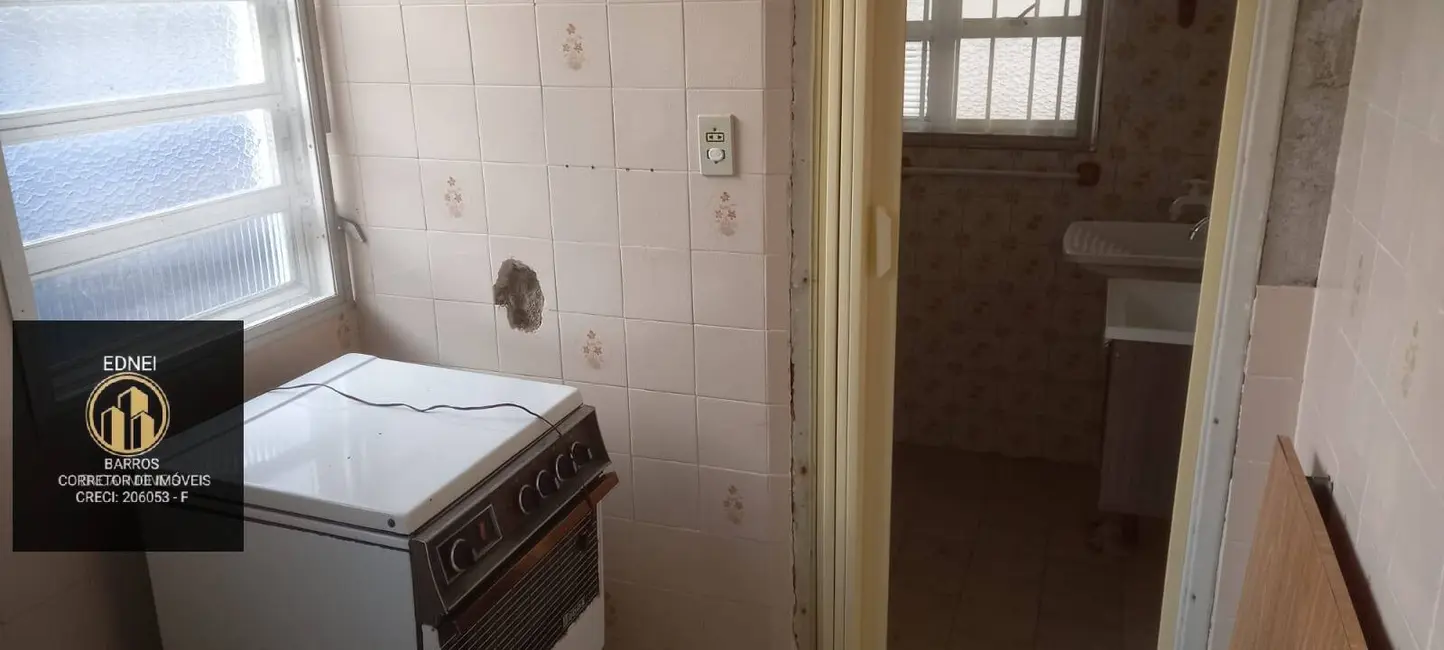 Foto 8 de Kitnet à venda, 32m2 em Tupi, Praia Grande - SP