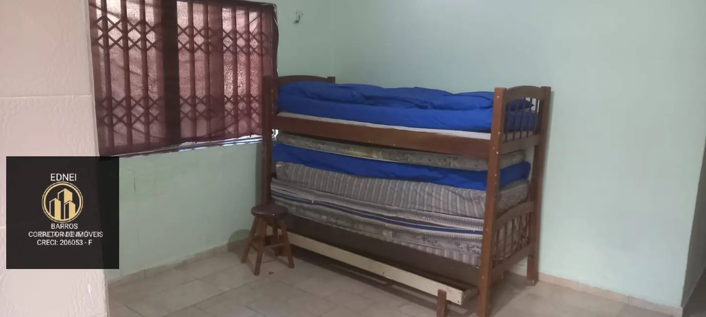 Foto 4 de Kitnet à venda, 32m2 em Tupi, Praia Grande - SP