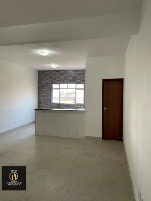 Foto 3 de Apartamento com 1 quarto para alugar, 45m2 em Maracanã, Praia Grande - SP