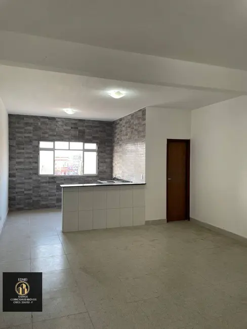 Foto 4 de Apartamento com 1 quarto para alugar, 45m2 em Maracanã, Praia Grande - SP