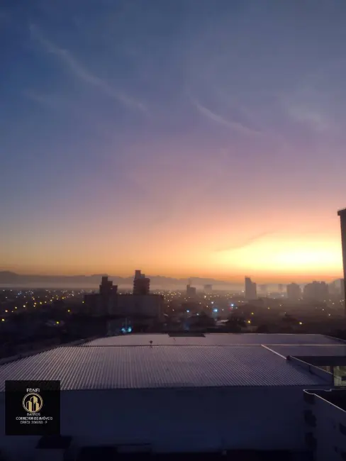 Foto 1 de Apartamento com 3 quartos à venda em Ocian, Praia Grande - SP