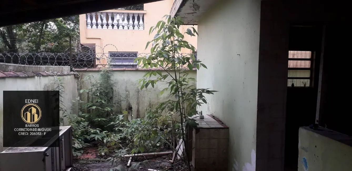 Foto 6 de Casa com 2 quartos à venda, 300m2 em Jardim Casqueiro, Cubatao - SP