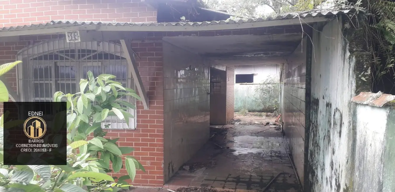 Foto 5 de Casa com 2 quartos à venda, 300m2 em Vila Caraguata, Cubatao - SP