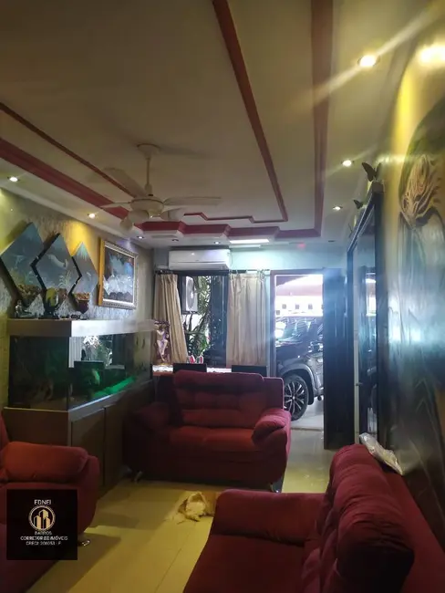 Foto 1 de Casa com 4 quartos à venda em Samambaia, Praia Grande - SP