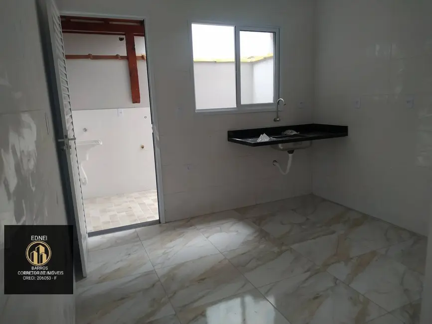 Foto 9 de Casa com 2 quartos à venda em Praia Grande - SP