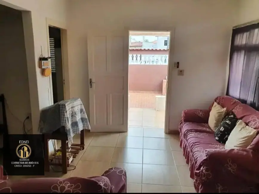 Foto 3 de Casa com 2 quartos à venda, 189m2 em Caiçara, Praia Grande - SP