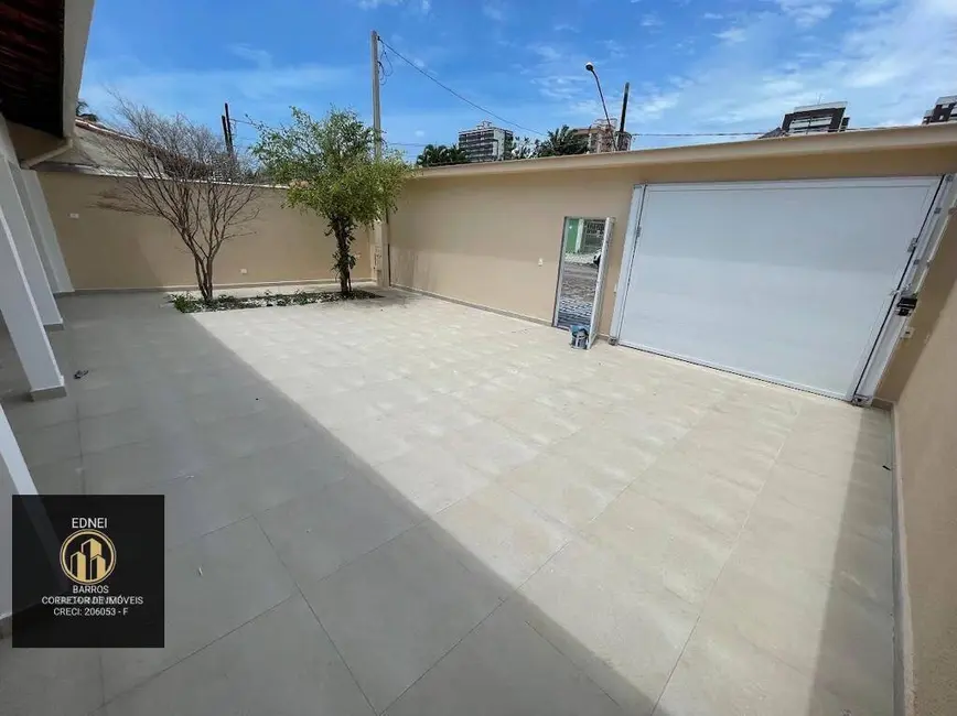 Foto 4 de Casa à venda, 350m2 em Canto do Forte, Praia Grande - SP