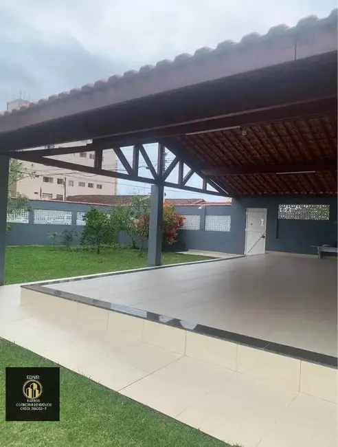 Foto 4 de Casa com 3 quartos para alugar, 690m2 em Real, Praia Grande - SP