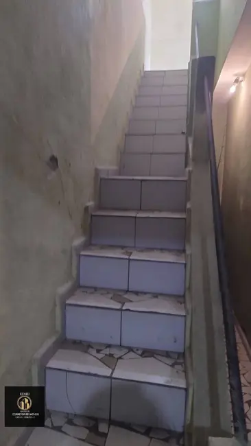 Sobrado com 3 quartos à venda, 360m2 em Centro, Sao Vicente - SP - imagem 8 Foto 8 de Sobrado com 3 quartos à venda, 360m2 em Centro, Sao Vicente - SP