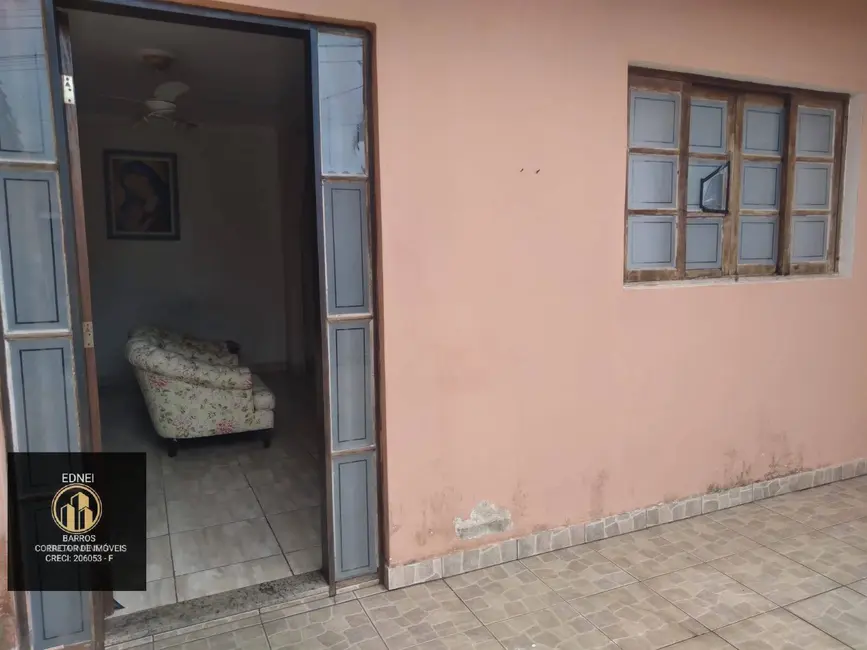 Foto 3 de Casa com 2 quartos à venda em Solemar, Praia Grande - SP