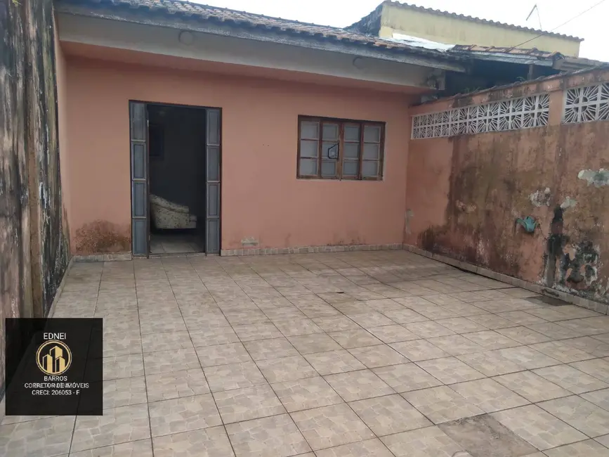 Foto 1 de Casa com 2 quartos à venda em Solemar, Praia Grande - SP