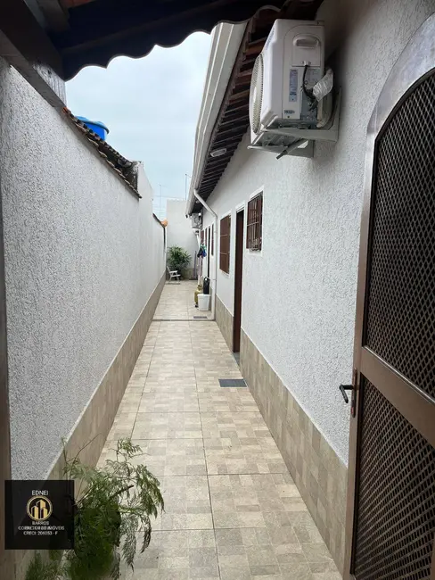 Foto 9 de Casa com 2 quartos à venda, 125m2 em Ocian, Praia Grande - SP