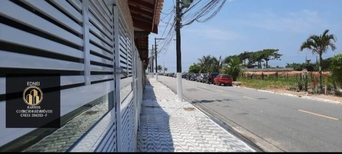 Foto 2 de Casa com 2 quartos à venda, 125m2 em Mirim, Praia Grande - SP