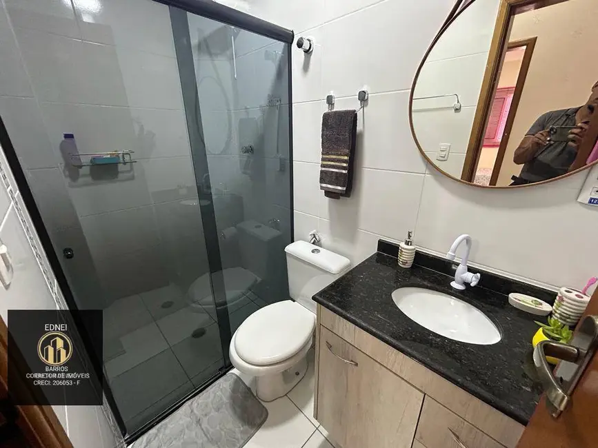Apartamento com 2 quartos à venda, 65m2 em Guilhermina, Praia Grande - SP - imagem 8 Foto 8 de Apartamento com 2 quartos à venda, 65m2 em Guilhermina, Praia Grande - SP