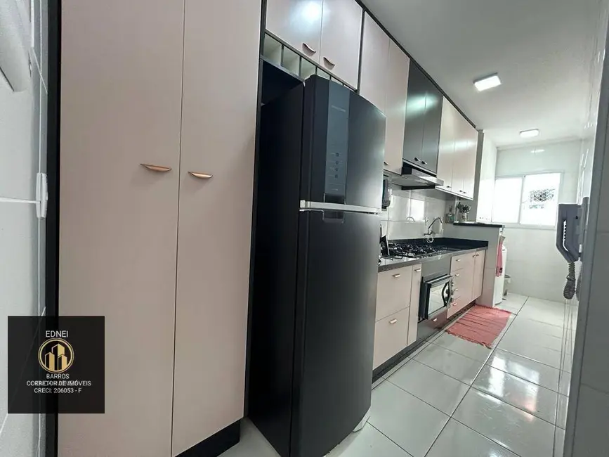 Apartamento com 2 quartos à venda, 65m2 em Guilhermina, Praia Grande - SP - imagem 5 Foto 5 de Apartamento com 2 quartos à venda, 65m2 em Guilhermina, Praia Grande - SP