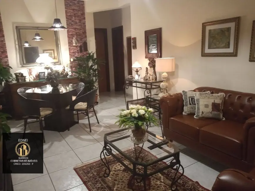 Foto 1 de Apartamento com 2 quartos à venda, 75m2 em Guilhermina, Praia Grande - SP