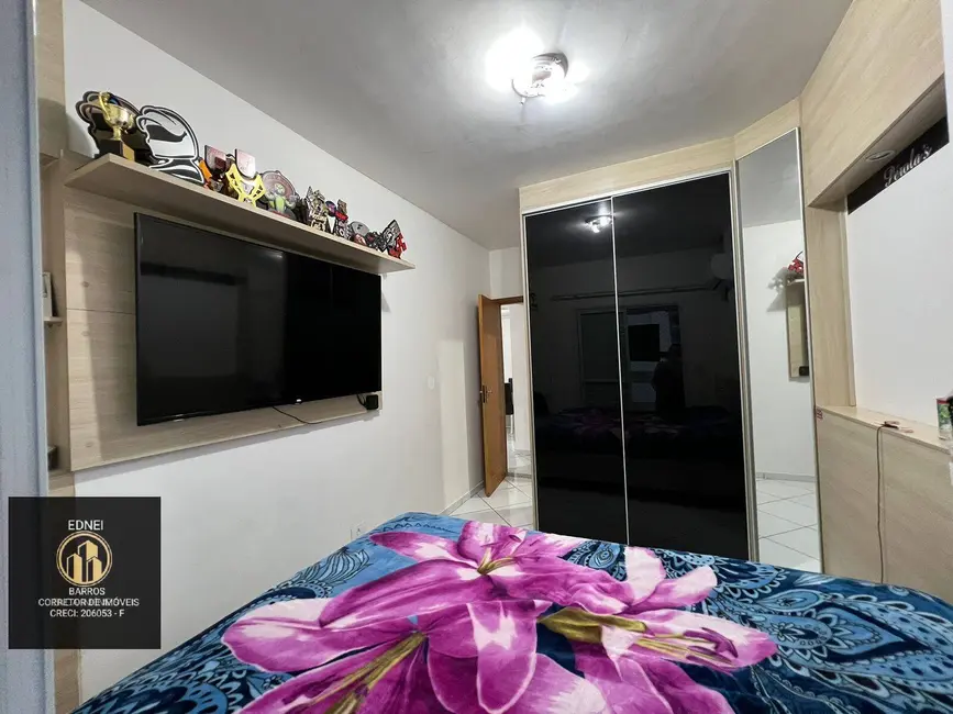 Apartamento com 3 quartos à venda, 110m2 em Guilhermina, Praia Grande - SP - imagem 5 Foto 5 de Apartamento com 3 quartos à venda, 110m2 em Guilhermina, Praia Grande - SP