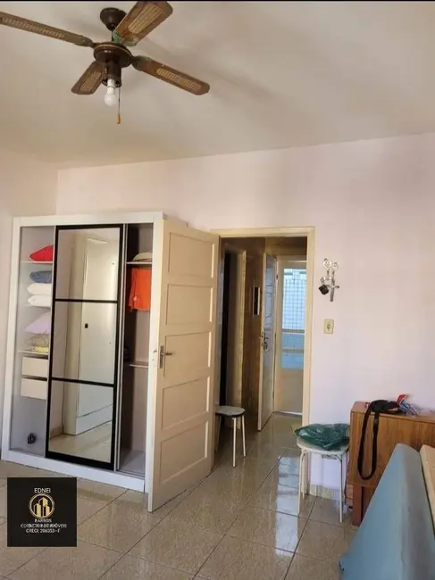 Foto 4 de Kitnet com 1 quarto à venda, 27m2 em Guilhermina, Praia Grande - SP