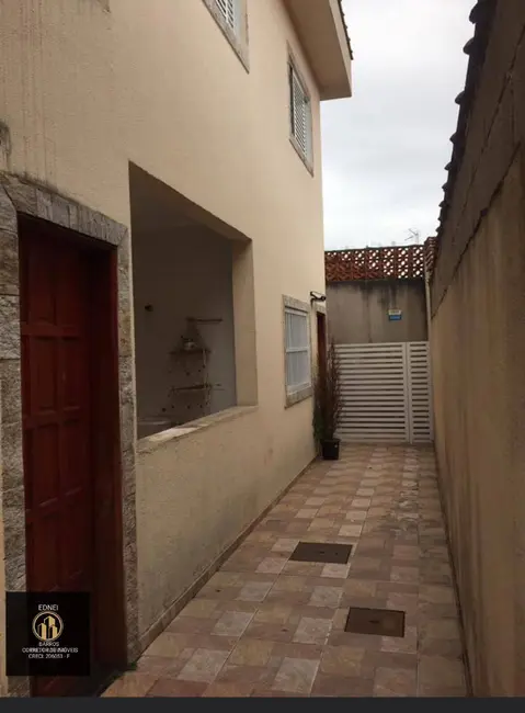Foto 2 de Casa com 2 quartos à venda, 67m2 em Mirim, Praia Grande - SP