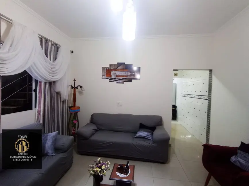 Casa com 3 quartos à venda, 90m2 em Jardim Rio Branco, Sao Vicente - SP - imagem 7 Foto 7 de Casa com 3 quartos à venda, 90m2 em Jardim Rio Branco, Sao Vicente - SP
