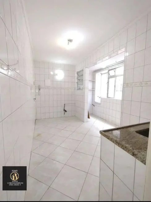 Foto 3 de Apartamento com 2 quartos para alugar, 78m2 em Encruzilhada, Santos - SP