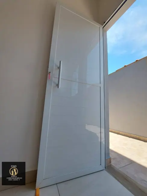 Foto 1 de Casa com 2 quartos à venda, 45m2 em Maracanã, Praia Grande - SP