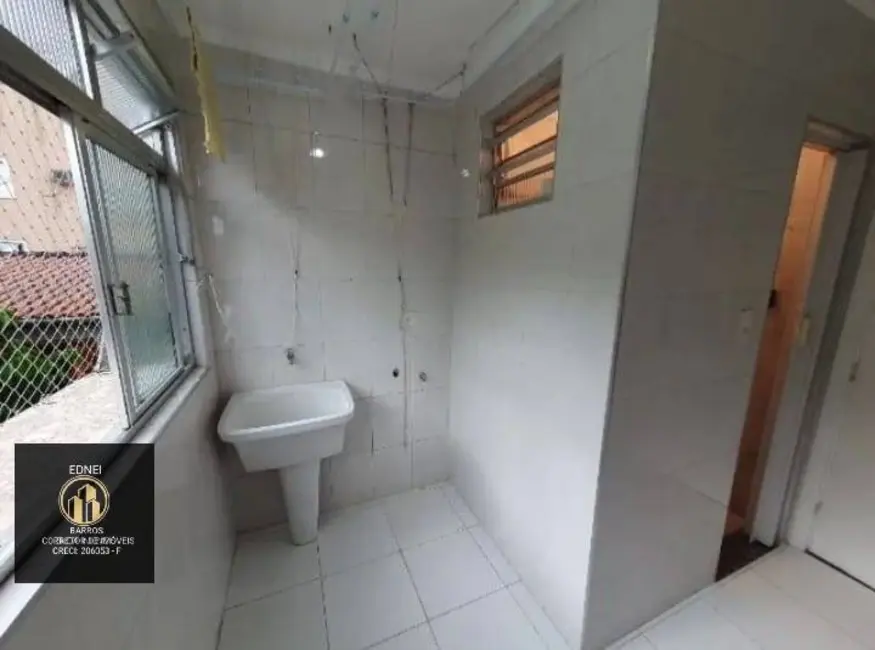Apartamento com 2 quartos para alugar, 100m2 em Marapé, Santos - SP - imagem 7 Foto 7 de Apartamento com 2 quartos para alugar, 100m2 em Marapé, Santos - SP