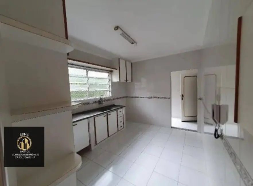 Apartamento com 2 quartos para alugar, 100m2 em Marapé, Santos - SP - imagem 5 Foto 5 de Apartamento com 2 quartos para alugar, 100m2 em Marapé, Santos - SP
