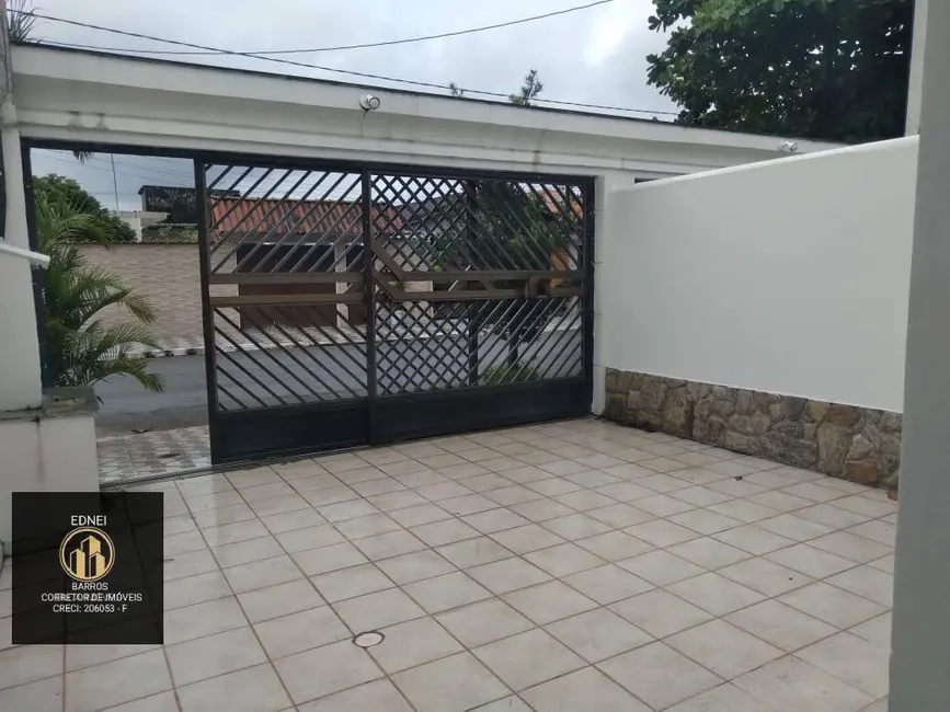 Foto 3 de Sobrado com 2 quartos à venda em Maracanã, Praia Grande - SP