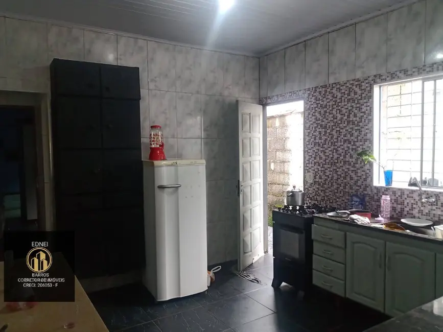 Foto 3 de Casa com 2 quartos à venda em Samambaia, Praia Grande - SP