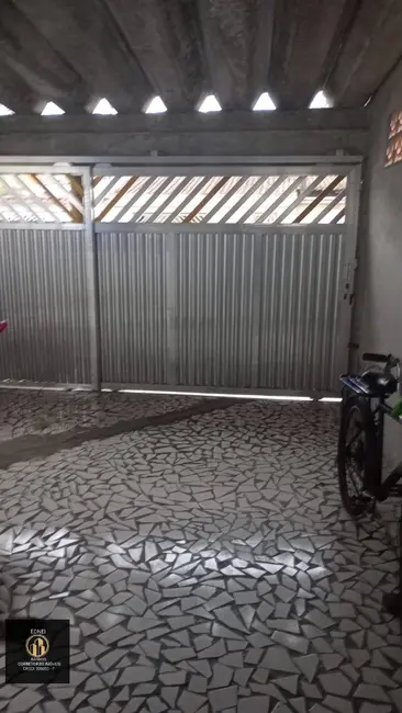 Foto 1 de Casa com 2 quartos à venda, 180m2 em Jardim Rio Branco, Sao Vicente - SP