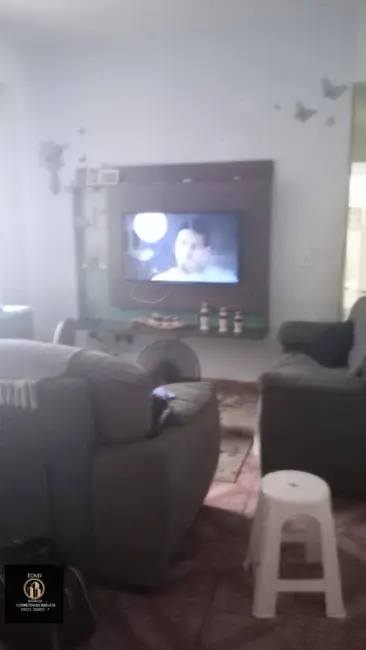 Foto 6 de Casa com 2 quartos à venda, 180m2 em Jardim Rio Branco, Sao Vicente - SP