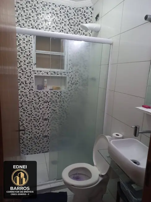 Casa com 2 quartos à venda, 57m2 em Jardim Rio Branco, Sao Vicente - SP - imagem 7 Foto 7 de Casa com 2 quartos à venda, 57m2 em Jardim Rio Branco, Sao Vicente - SP