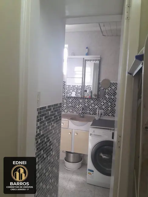 Foto 4 de Kitnet à venda, 30m2 em Boqueirão, Praia Grande - SP