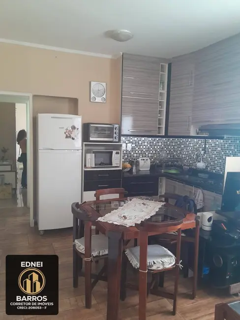 Foto 3 de Kitnet à venda, 30m2 em Boqueirão, Praia Grande - SP