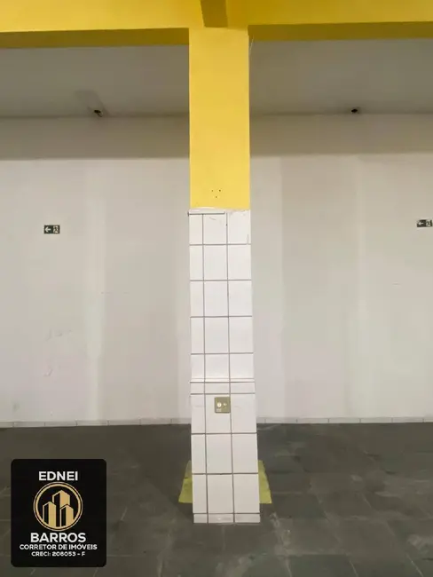 Sala Comercial para alugar, 180m2 em Tupiry, Praia Grande - SP - imagem 4 Foto 4 de Sala Comercial para alugar, 180m2 em Tupiry, Praia Grande - SP