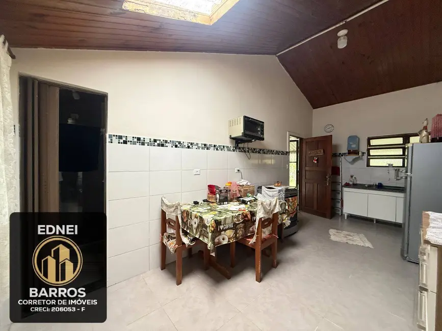 Chácara com 2 quartos à venda, 2500m2 em Itanhaem - SP - imagem 8 Foto 8 de Chácara com 2 quartos à venda, 2500m2 em Itanhaem - SP