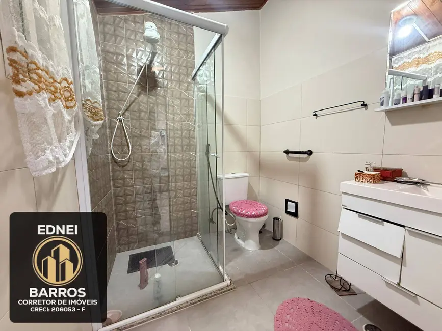 Chácara com 2 quartos à venda, 2500m2 em Itanhaem - SP - imagem 2 Foto 2 de Chácara com 2 quartos à venda, 2500m2 em Itanhaem - SP