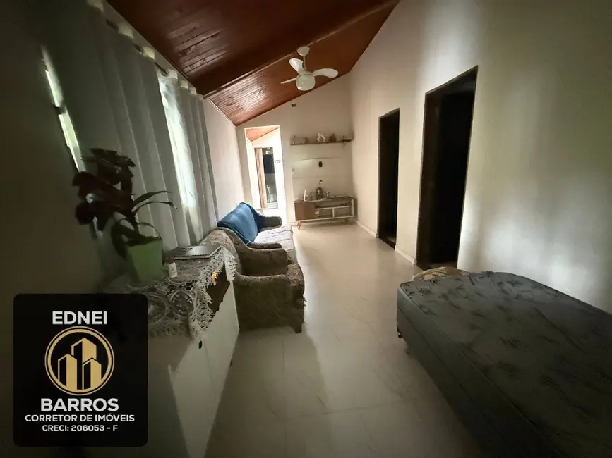 Chácara com 2 quartos à venda, 2500m2 em Itanhaem - SP - imagem 6 Foto 6 de Chácara com 2 quartos à venda, 2500m2 em Itanhaem - SP