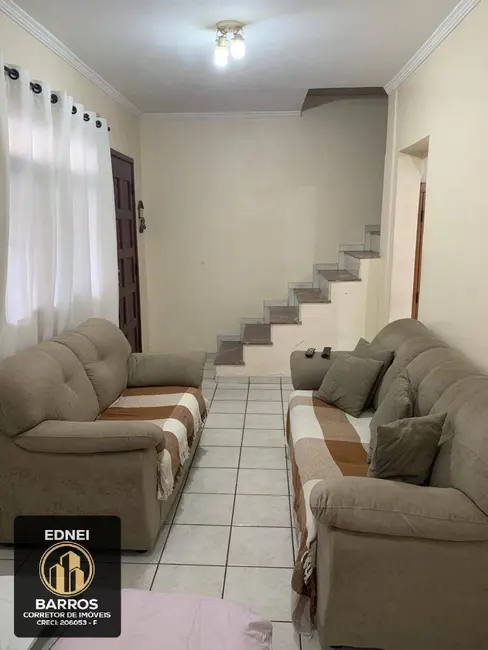 Foto 1 de Sobrado com 2 quartos à venda, 83m2 em Vila Cascatinha, Sao Vicente - SP