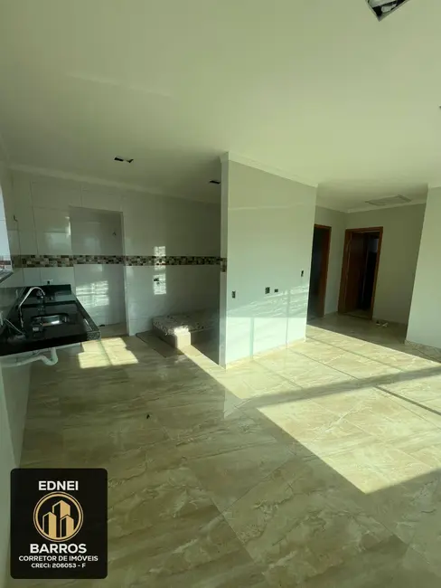 Foto 8 de Casa com 2 quartos para alugar em Flórida, Praia Grande - SP