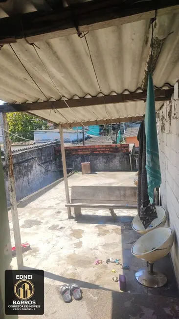 Casa com 3 quartos à venda, 250m2 em Itanhaem - SP - imagem 1 Foto 1 de Casa com 3 quartos à venda, 250m2 em Itanhaem - SP