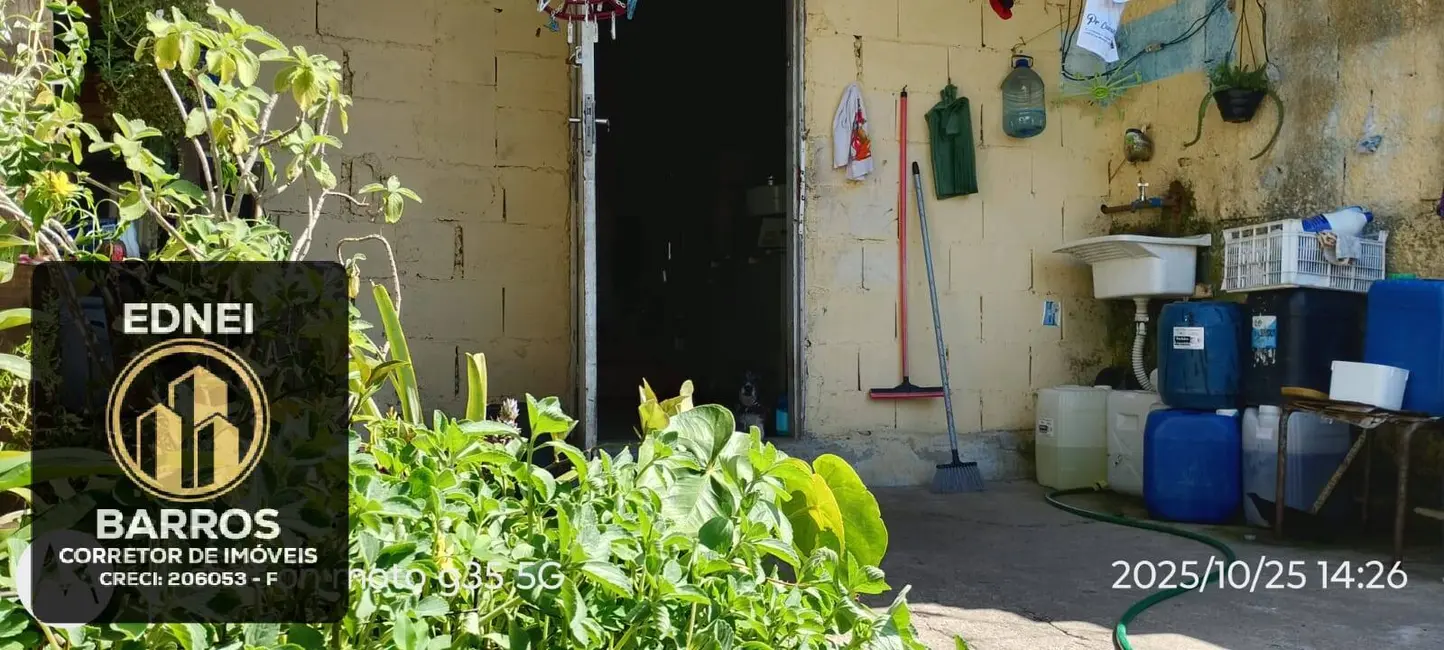 Casa com 3 quartos à venda, 250m2 em Itanhaem - SP - imagem 5 Foto 5 de Casa com 3 quartos à venda, 250m2 em Itanhaem - SP